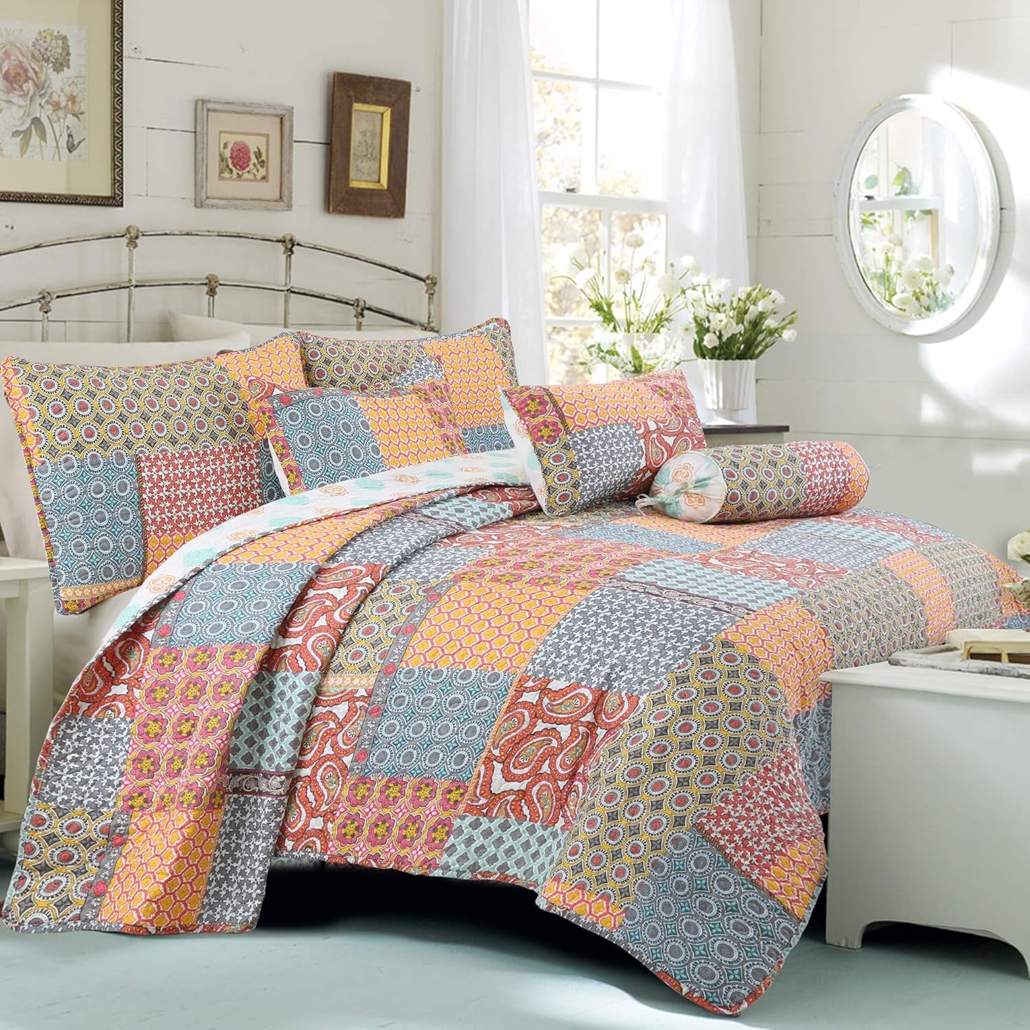 Tangerine Orange Gray Blue Motif Geometric Ogee Paisley Reversible Quilt Bedding Set, Bedspread, Coverlet Lightweight for All Seasons (Antique Chic, King - 3 Piece) - Serenity Spaces