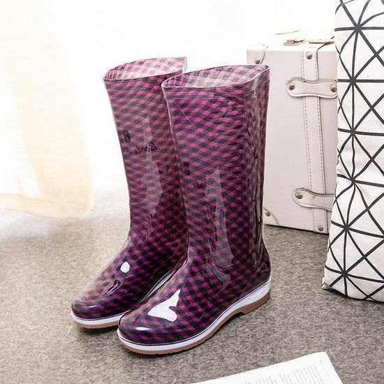 Water Boots And Rain Boots - Serenity Spaces