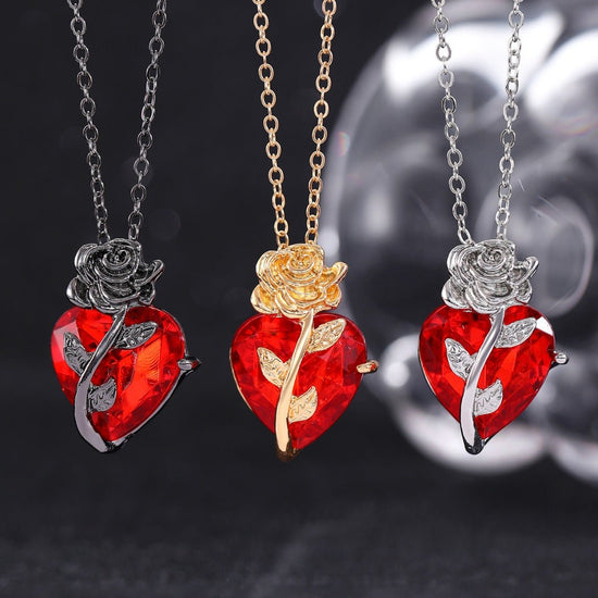 Punk Rose Love Necklace Fashion Personality Heart - shaped Clavicle Chain Pendant Necklace For Valentine&