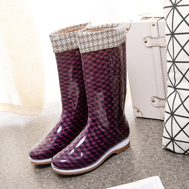 Water Boots And Rain Boots - Serenity Spaces