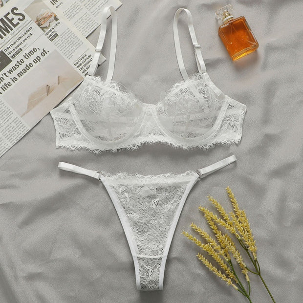 Women's Sexy Lace Lingerie Set. White.