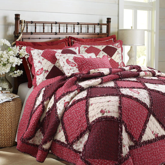 100% Cotton Hand Piecing Real Patchwork Burgundy Vintage Cottage Floral Rose Flower Reversible Bedding Quilt Set Coverlet Bedspread for All Seasons (Red Lace, King - 3 Piece) - Serenity Spaces