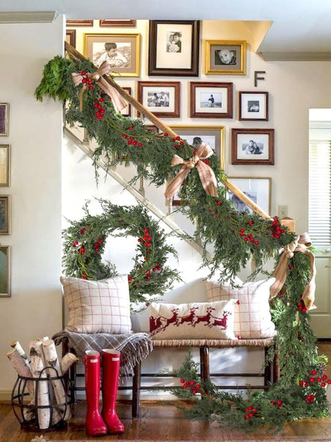 Christmas Garland 6 FT Artificial Cedar Pine Garland Realistic Winter Greenery with Red Berries Garland for Christmas Party Xmas Table Mantle Wall Room Outdoor Indoor Winter Decoration
