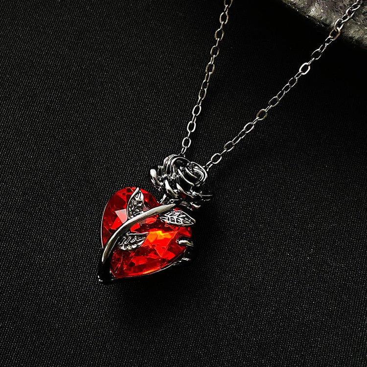 Punk Rose Love Necklace Fashion Personality Heart - shaped Clavicle Chain Pendant Necklace For Valentine&