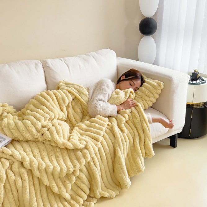 Soft Wind Bubble Velvet Blanket Warm Solid Rabbit Fur Blankets Double - sided Thickening Cover Throw Warm Fur Blanket - Serenity Spaces