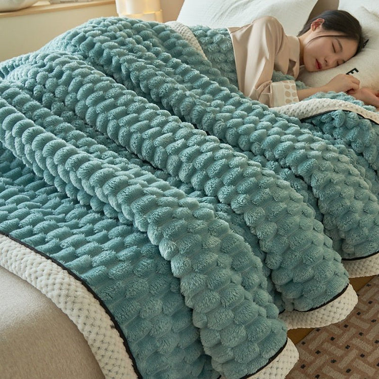 Coral Flannel Winter Thicken Thermal Cover Blanket - Serenity Spaces