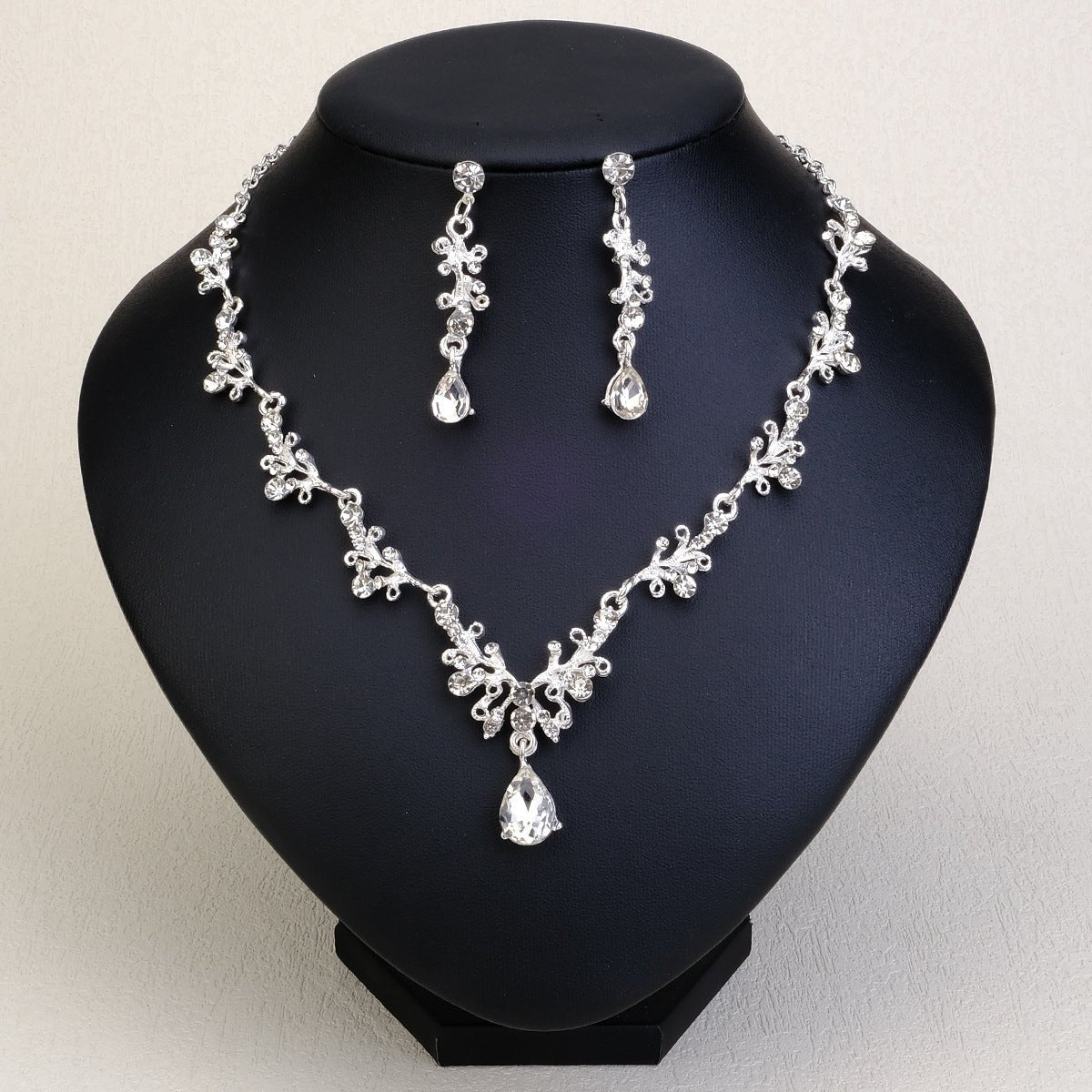 Rhinestone Pearl Earrings And Necklace Set Women - Serenity Spaces