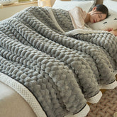 Coral Flannel Winter Thicken Thermal Cover Blanket - Serenity Spaces