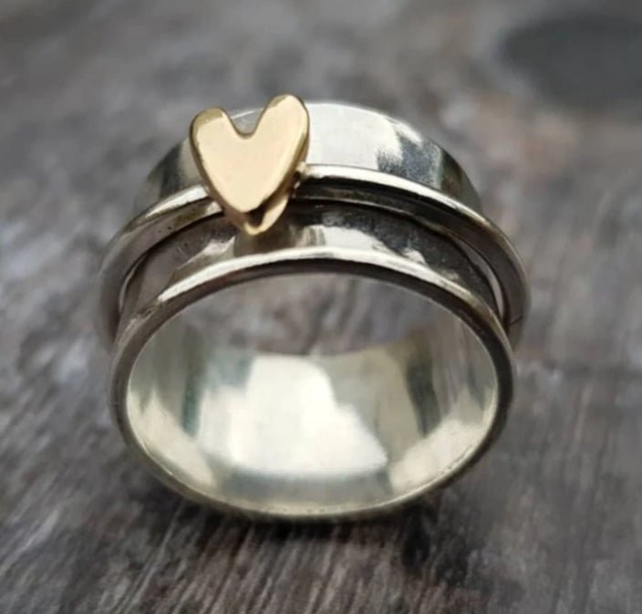 Simple Fashion Peach Heart Rotatable Decompression Ring - Serenity Spaces