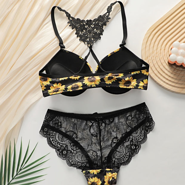Women's Chrysanthemum Style Sexy Lingerie Set